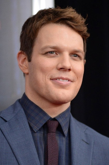 Jake Lacy como Literary Agent
