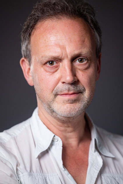 Robbie Cleiren as Eli Wolfson