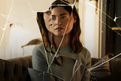 The Secret Woman अब Netflix पर: एक अजनबी कहता है कि यह कैफ़े मालकिन तीन साल पहले गायब हो गई थी