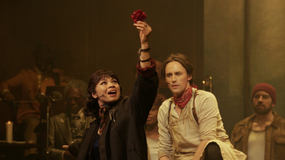 Hadestown supera a Hamilton y convierte la grabación teatral en un negocio de cine real