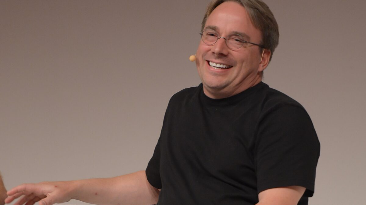 Linus Torvalds: İnterneti Yöneten Adamın 35 Yıllık Hikâyesi