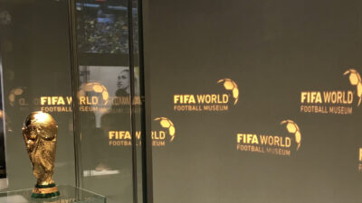 El trofeo de la Copa Mundial de la FIFA