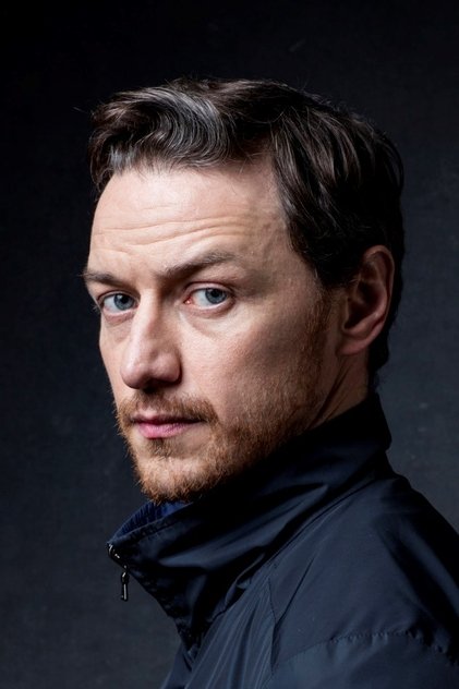 James McAvoy as Edmond Murray