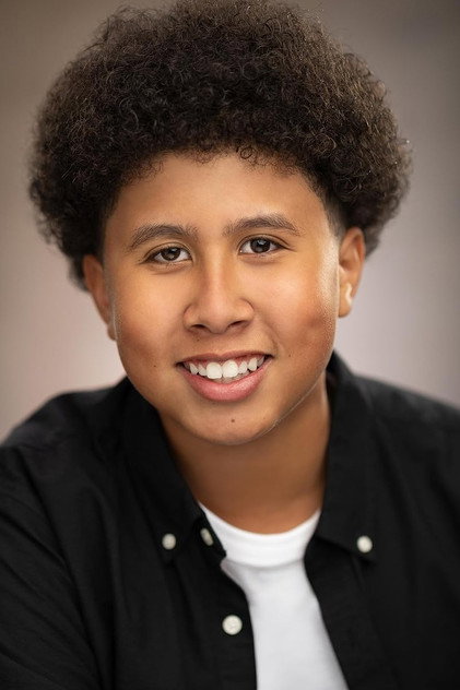 Casey Trotter como Cliff