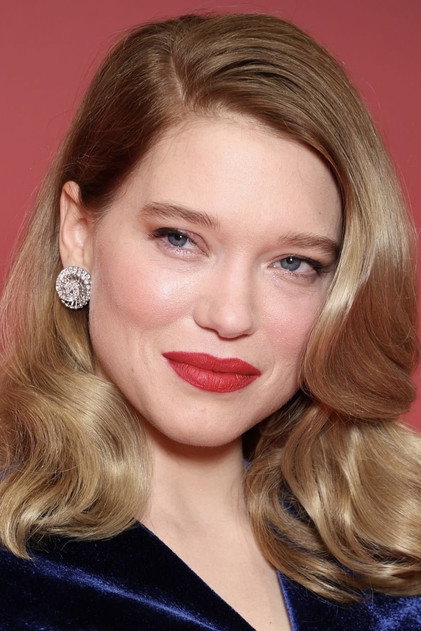 Léa Seydoux as Madeleine