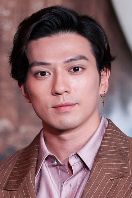 新田真剑佑 饰 Roronoa Zoro (voice)