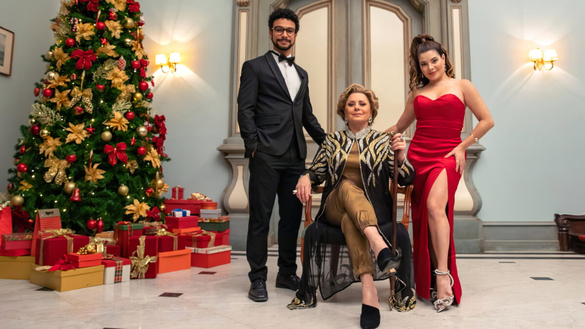 Graça’s Chaos Outshines Clichés in Brazilian Holiday Romp