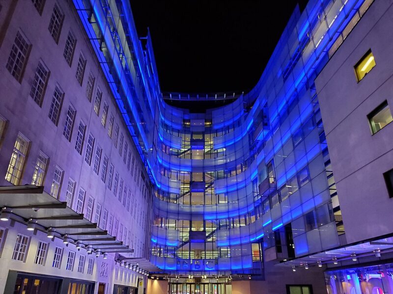 A24 renforce &lsquo;The Ministry of Time&rsquo; avec des acteurs oscarisés et primés aux BAFTA pour exporter son pari BBC