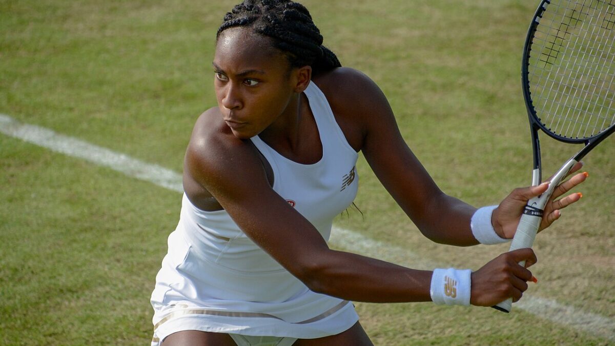 Coco Gauff salva dos puntos de partido y llega a semifinales del US Open, a pesar de sí misma