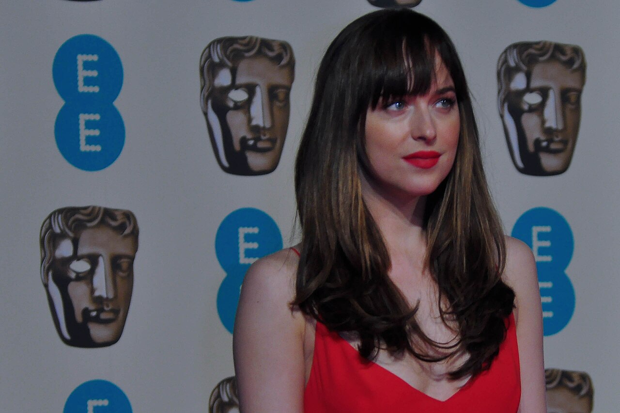 Dakota Johnson i «Verity»: kritikerne er uenige om roen hennes er kjedsomhet eller dybde