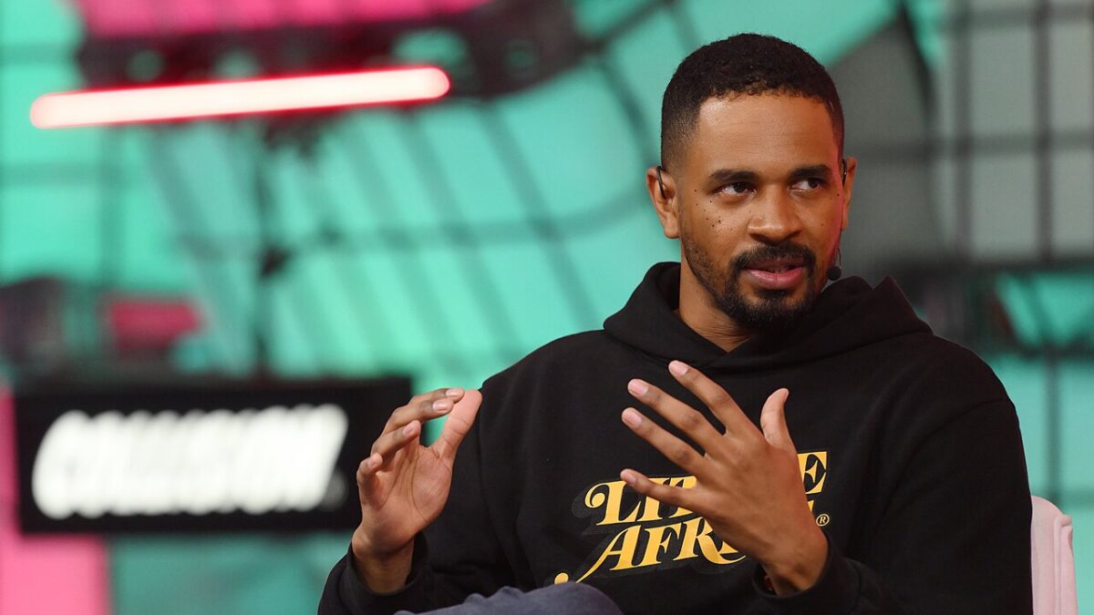 Damon Wayans: अमेरिकी टेलीविज़न के सबसे प्रसिद्ध परिवार में अपनी राह बनाने वाले कलाकार