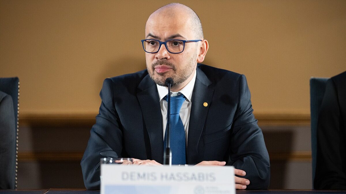 Demis Hassabis, sur qui doit financer la sécurité de l&rsquo;IA : « Le financement devrait être considérable et provenir surtout de l&rsquo;industrie »