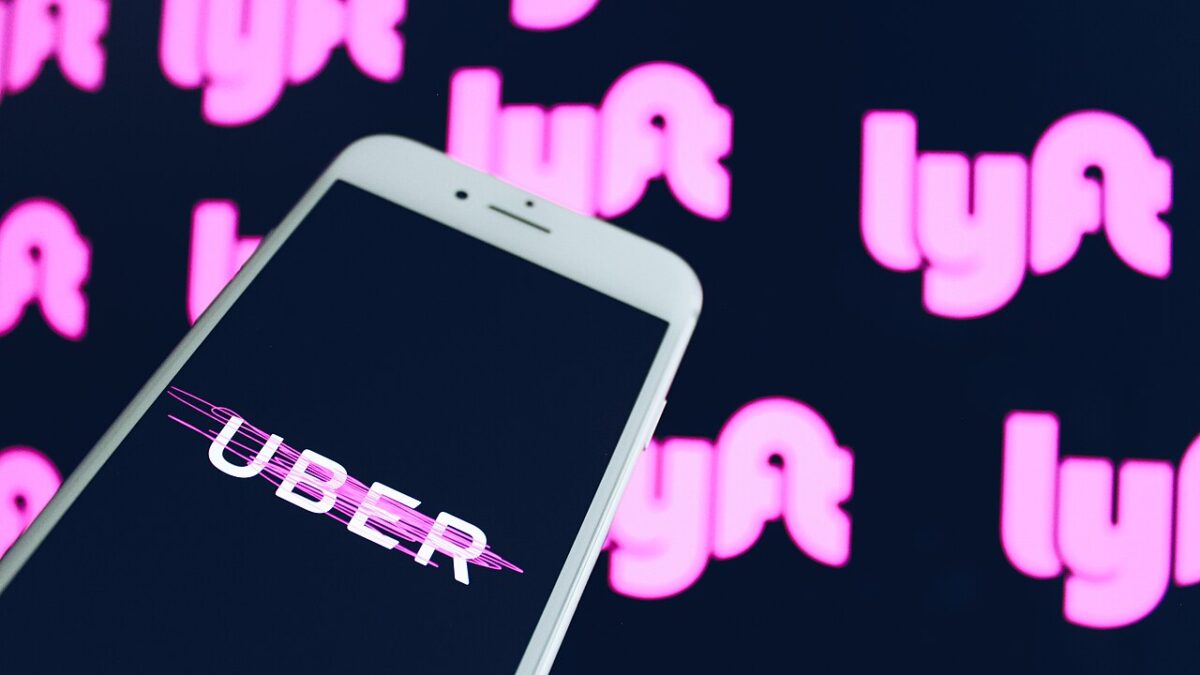 Uber streicht 3.300 Stellen und verlässt Afrika für seine Robotaxi-Zukunft