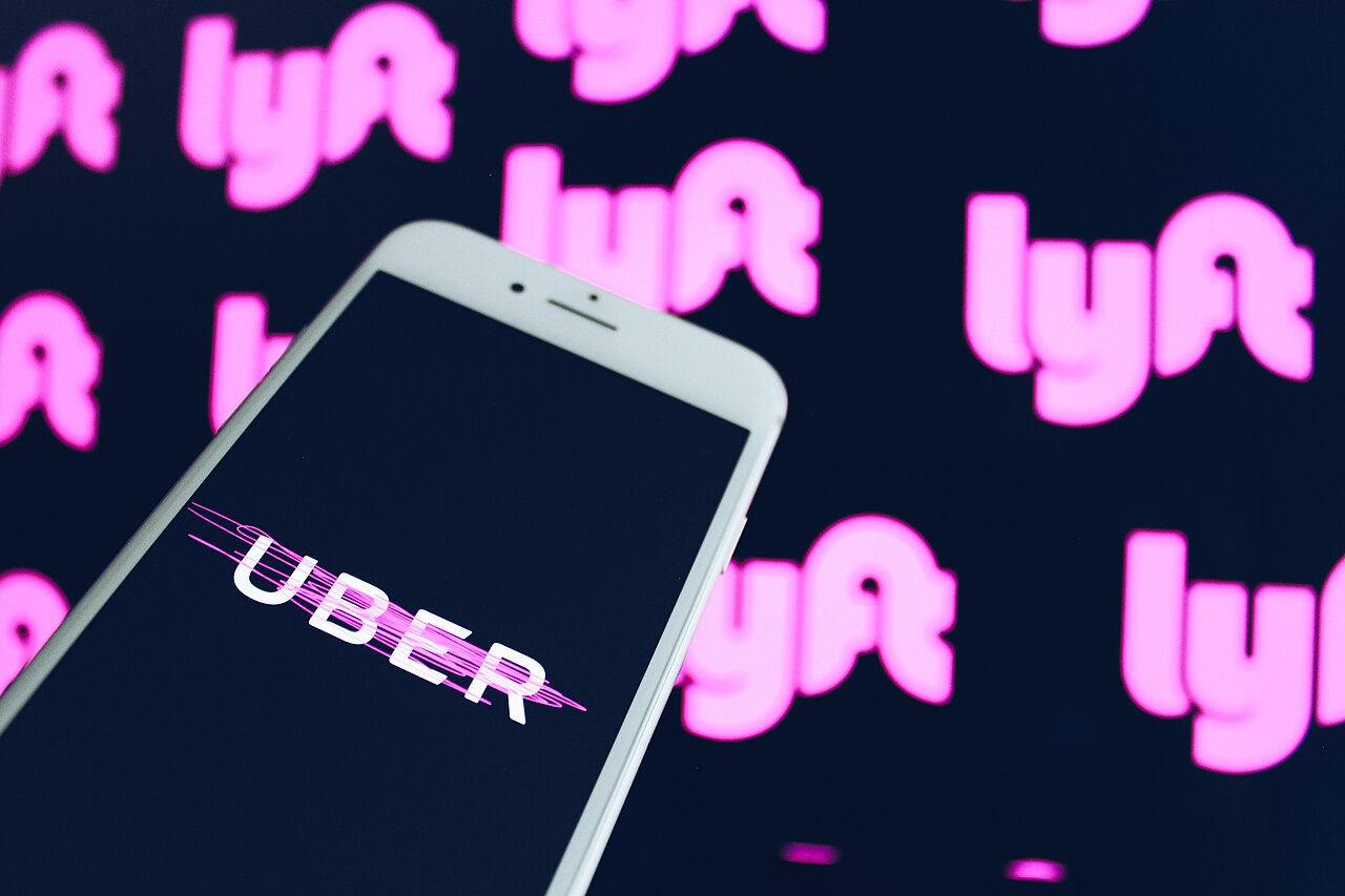 Uber streicht 3.300 Stellen und verlässt Afrika für seine Robotaxi-Zukunft