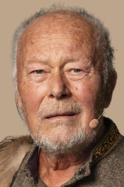 Nils Ole Oftebro como Mikkel