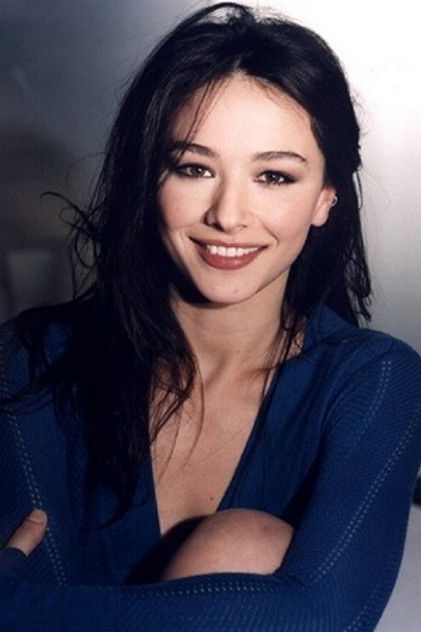 Nicole Grimaudo como Federica