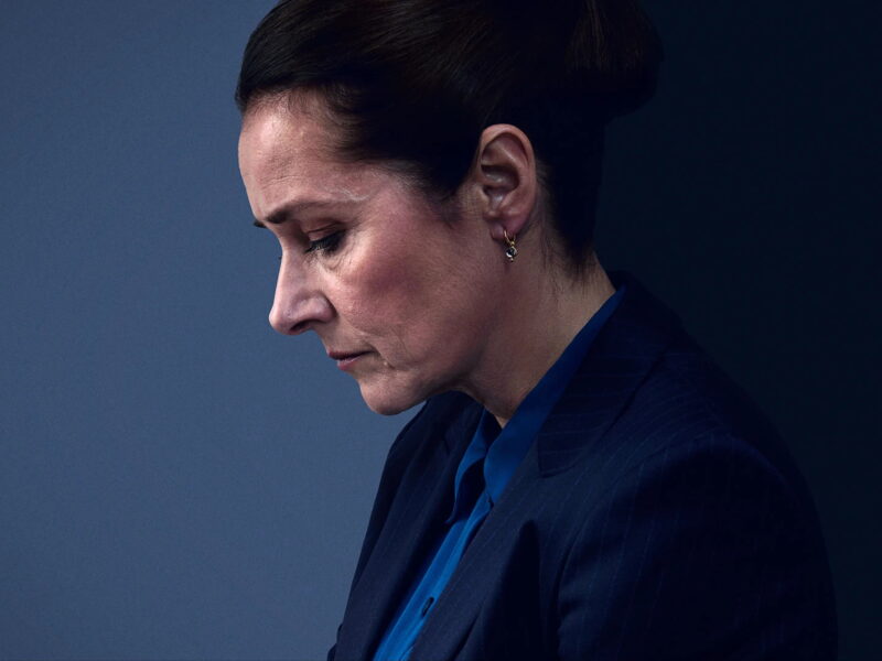 Borgen – Power & Glory: un thriller político que eleva el conflicto danés a escenario global».