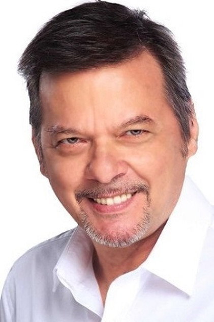 Johnny Revilla as Enrico