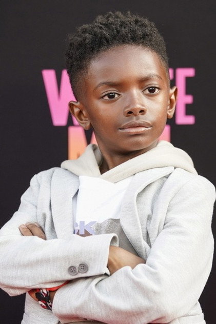Aiden Shute dans le rôle de Drew