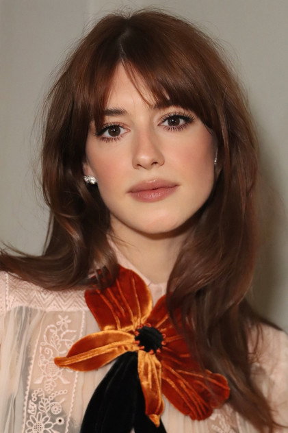 Daisy Edgar-Jones as Elinor Dashwood