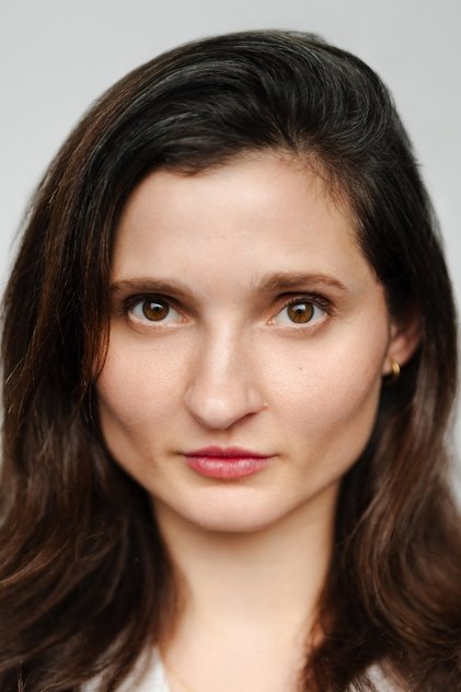 Ruby Bentall as Cat