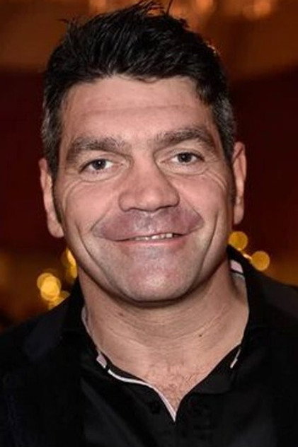 Spencer Wilding como Gorg