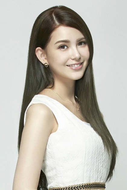 Hannah Quinlivan as Special Agent