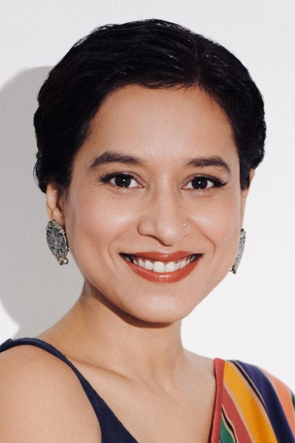 Tillotama Shome as Isheeta