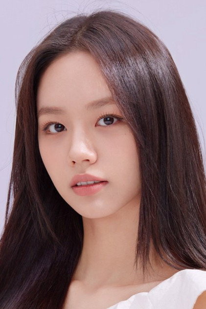 Lee Hye-ri as Self