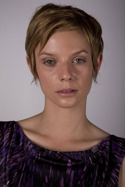 Ana Moreira como Laic Nun