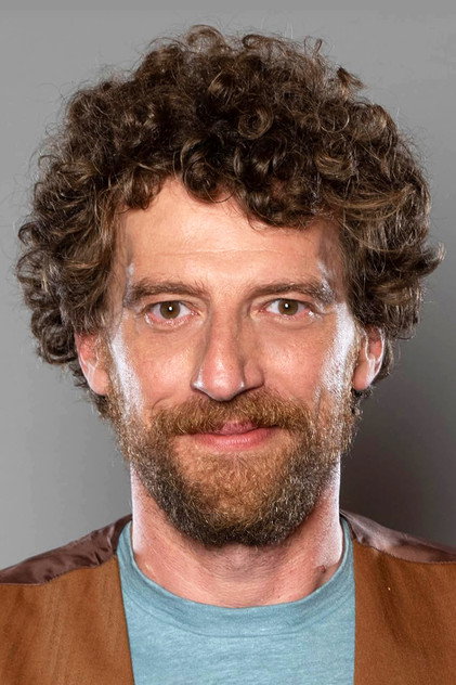 Maurizio Lastrico como Mattia