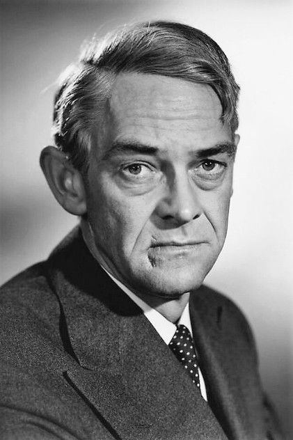 John McIntire como Al Chambers