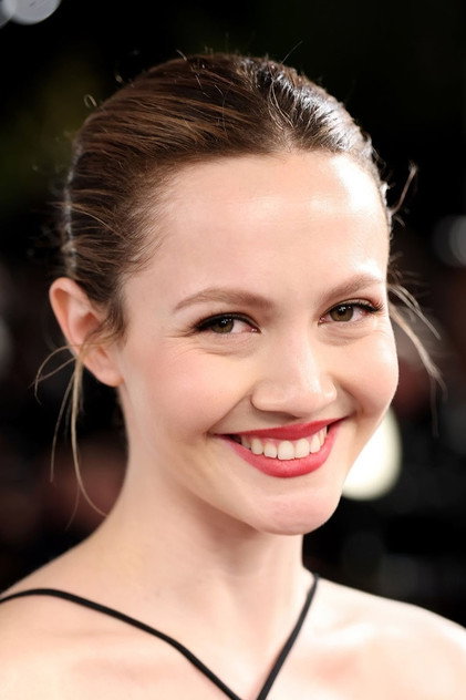 Iris Apatow as Krystal Kris