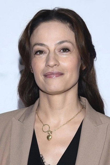 Magdalena Różczka como Anna Jass