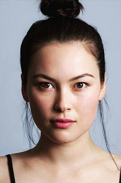 Jemma Moore als Jess