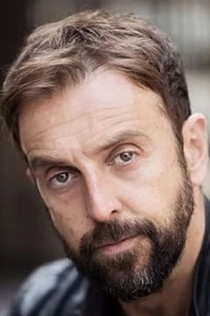 Craige Els as Julius Butterfield