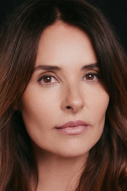Patricia Vico as Regina Costas