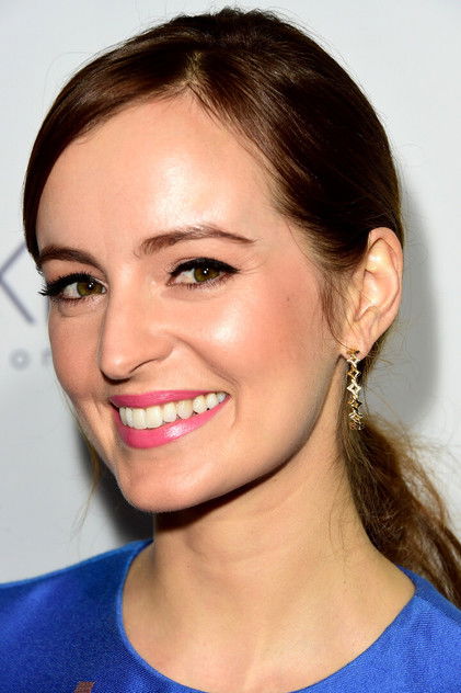 Ahna O'Reilly como Ma