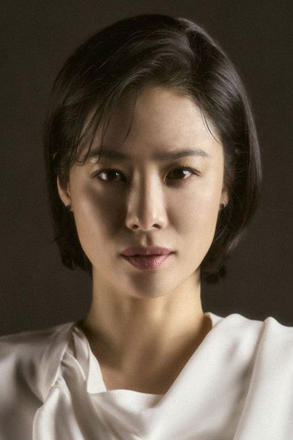 Kim Hyun-joo în rolul lui Yoon Seo-ha