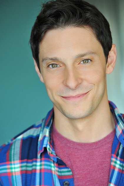 Chris Grabher as Vincent