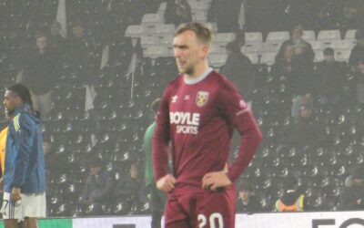 West Ham na liderança da Championship, e Bowen já trilhou esse caminho
