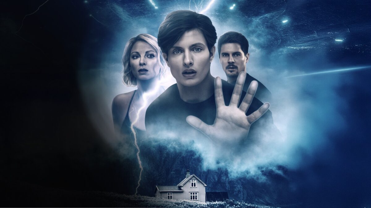 Trapped Inn: A Claustrophobic Thriller That Loses Its Way