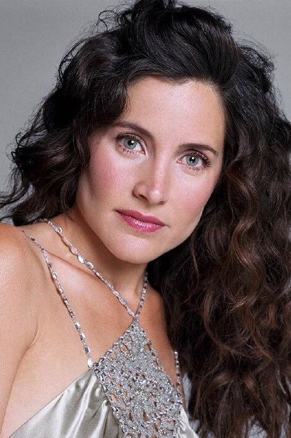 Rachel Shelley as Clara Murphy