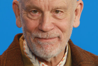 John Malkovich gana la Copa Volpi por ‘Wild Horse Nine’, el filme más aplaudido de Venecia