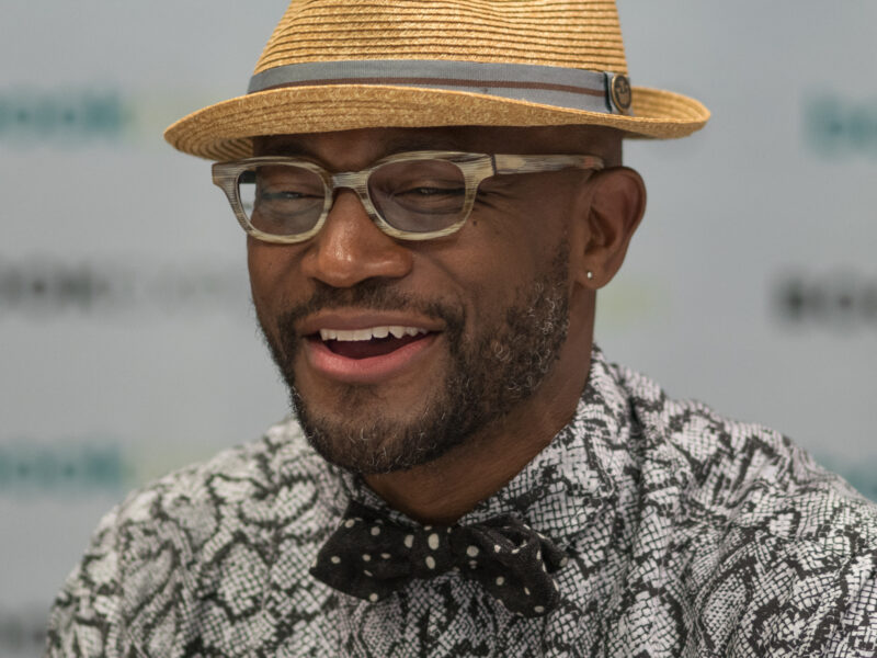 “Syndetic”: o thriller de ficção científica com Jessie T. Usher e Taye Diggs que transforma cérebros em servidores