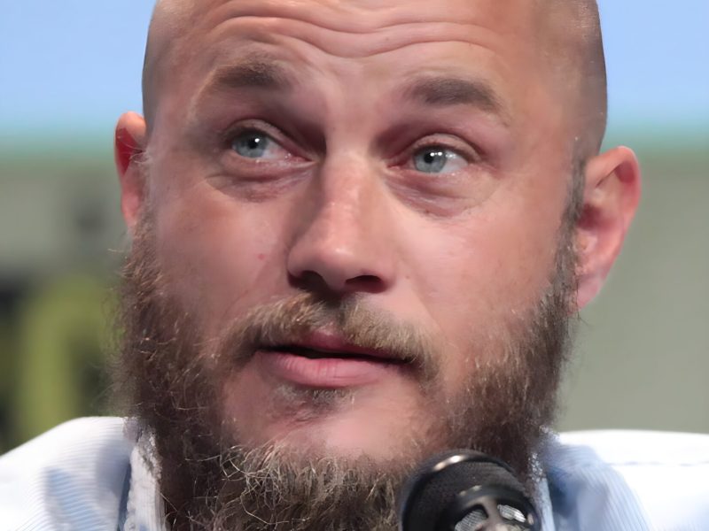 Travis Fimmel: Vikings’in kralı artık Queensland’de kendi faili meçhul dosyalarını yönetiyor