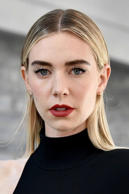 Vanessa Kirby como Beth