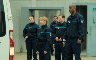 «Mínima Seguridad» en Disney+: la comedia carcelaria que se queda del lado de los funcionarios