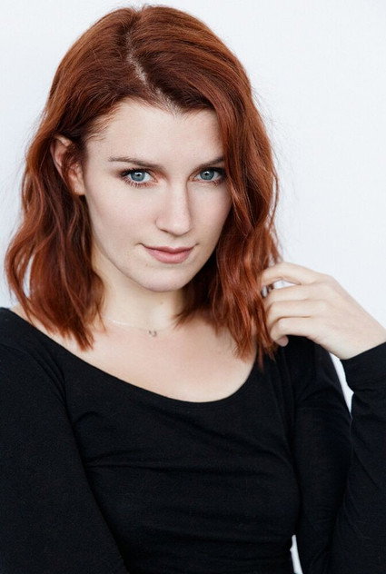 Katy Breier dans le rôle d’Alexandra