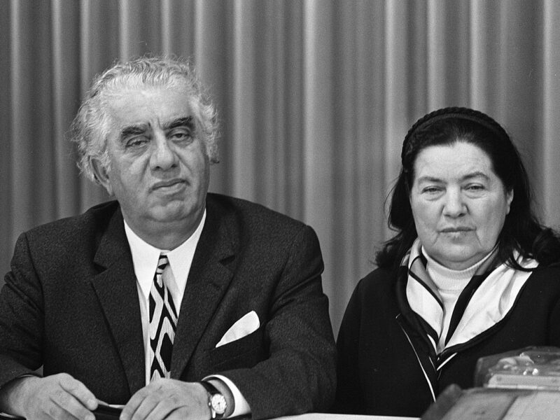 Aram Khachaturian, nhà soạn nhạc Kremlin muốn kiểm soát nhưng không thể khuất phục